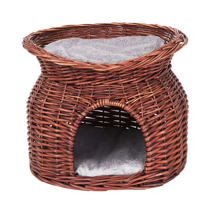 Two-story rattan cat house – for relaxation &amp; fun